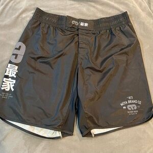 MOYA BRAND CO Black Men's Shorts! Size 40